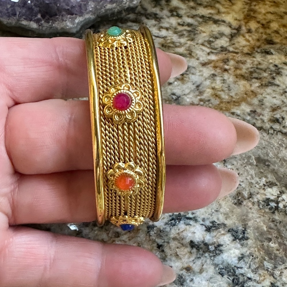 Gold Indian Bangle Gemstone Bracelet - Picture 6 of 8
